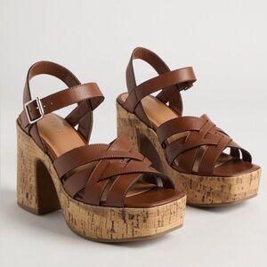 NEW never worn Torrid Brown Platform Sandals with cork heel